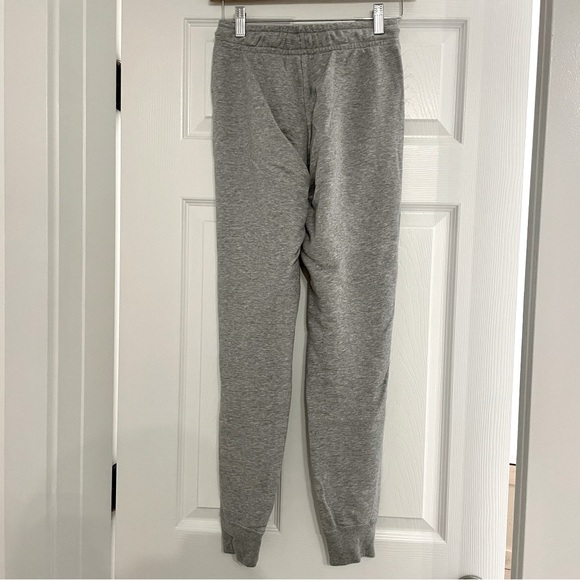 Nike Essentials Grey Sweatsuit - Picture 7 of 7